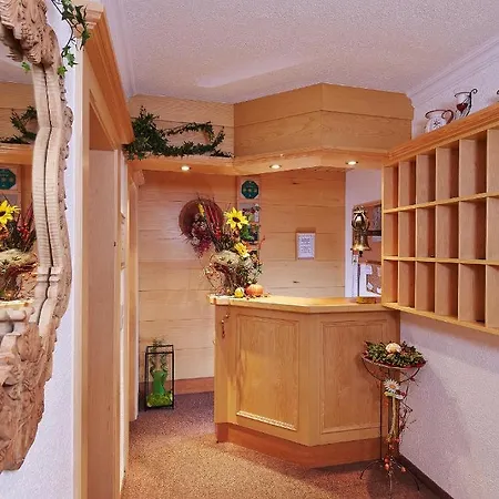 Pensionat Fremdenpension Alpenruhe 3*