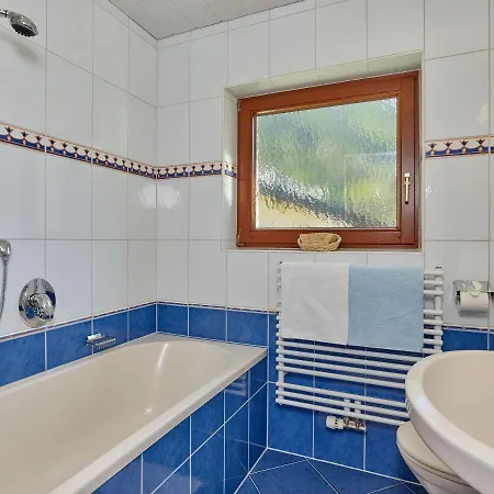 بيت ضيافة Fremdenpension Alpenruhe 3*