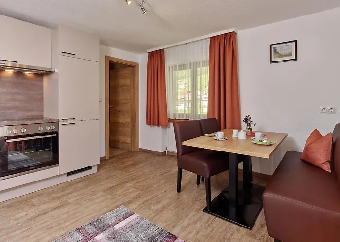 بيت ضيافة Fremdenpension Alpenruhe سولدن