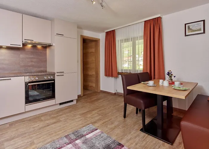 Fremdenpension Alpenruhe 3* سولدن