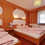 게스트하우스 Fremdenpension Alpenruhe 솔덴