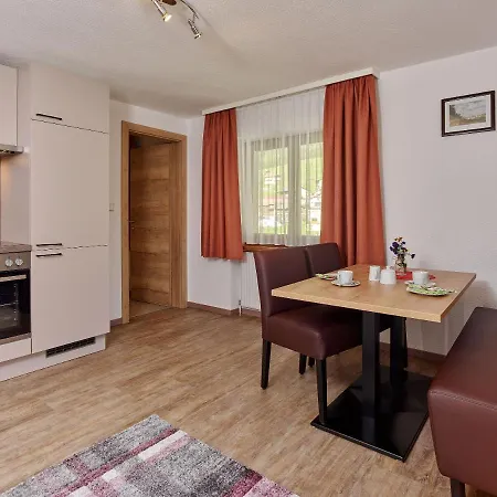 게스트하우스 Fremdenpension Alpenruhe 솔덴