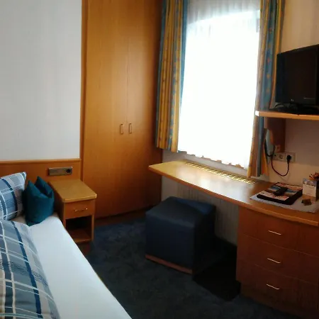 Πανσιόν Fremdenpension Alpenruhe 3*